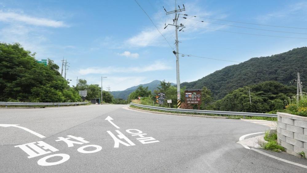 Hoengseong Daraegol Sanbang Pension Exterior foto